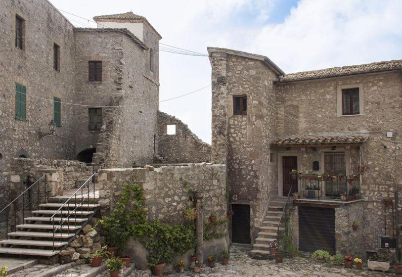 Edy House Apartamento Castiglione In Teverina Exterior foto